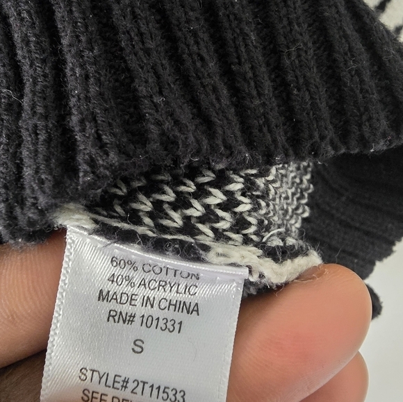 Charlotte Russe Womens Cardigan Sz S Aztec Print Knit Button Up Art Grannycore - Picture 10 of 11